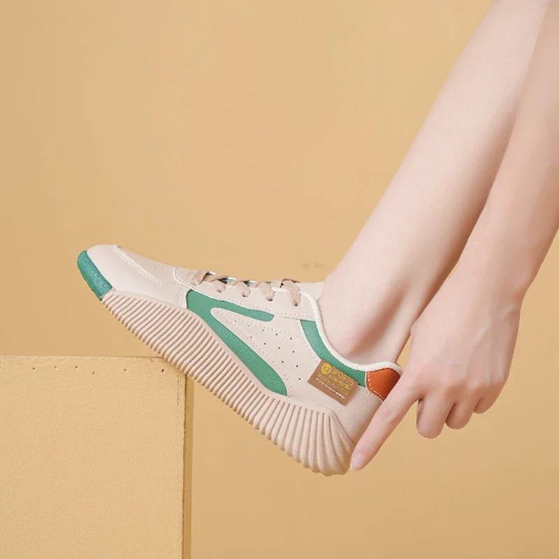 Spring and Autumn New Korean Style White Shoes for Female Students Sports and Casual Shoes Versatile Fashionable Women's Shoes