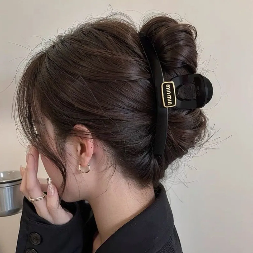 

13Cm oversized, feel level, matte matte surface, black min one-word grab clip, shark clip, hair accessories for women