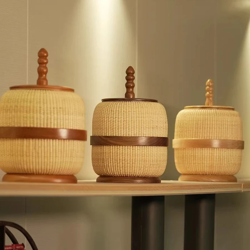 Handwoven Wicker Storage Basket Retro Solid Wood Snack Organizer Rustic Kitchen Canister for Dried Good Farmhouse Food Container