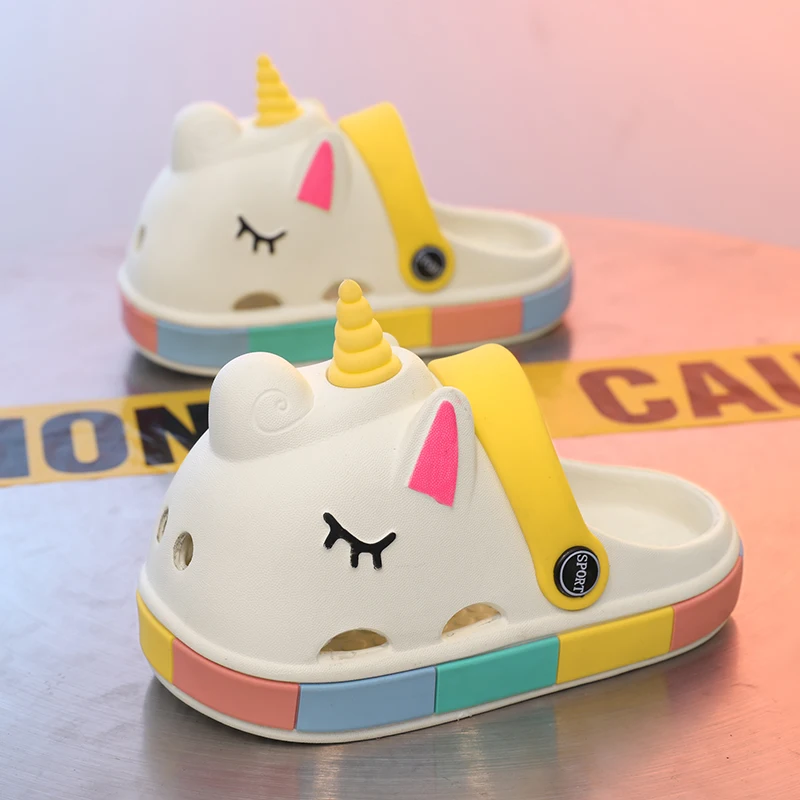 New Summer Beautiful Cute Cartoon Unicorn Slippers Children's Non-Slip Soft Sole Sandals Boys Girls Home Slides For Kids Shoes