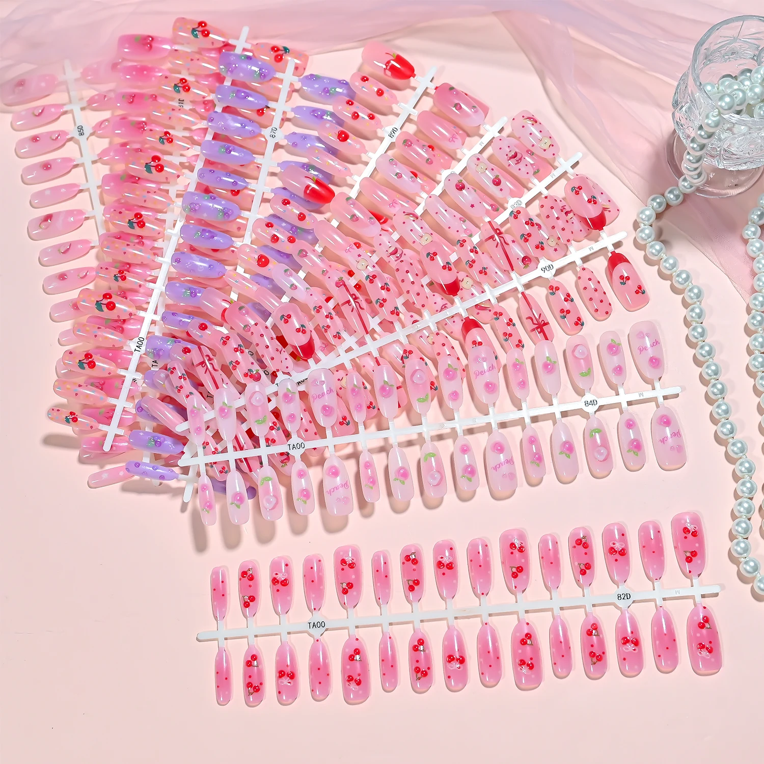 30Pcs/Sheet Summer Fruits Almond Press On Nails Sweet Strawberry Peach Grape Apple Print Fake Nails for Summer False Fingertips