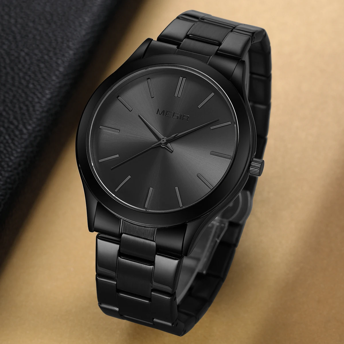 

MEGIR Simple Watch for Men Fashion Minimalist Style Modern Design Wristwatch with Stainless Steel Strap