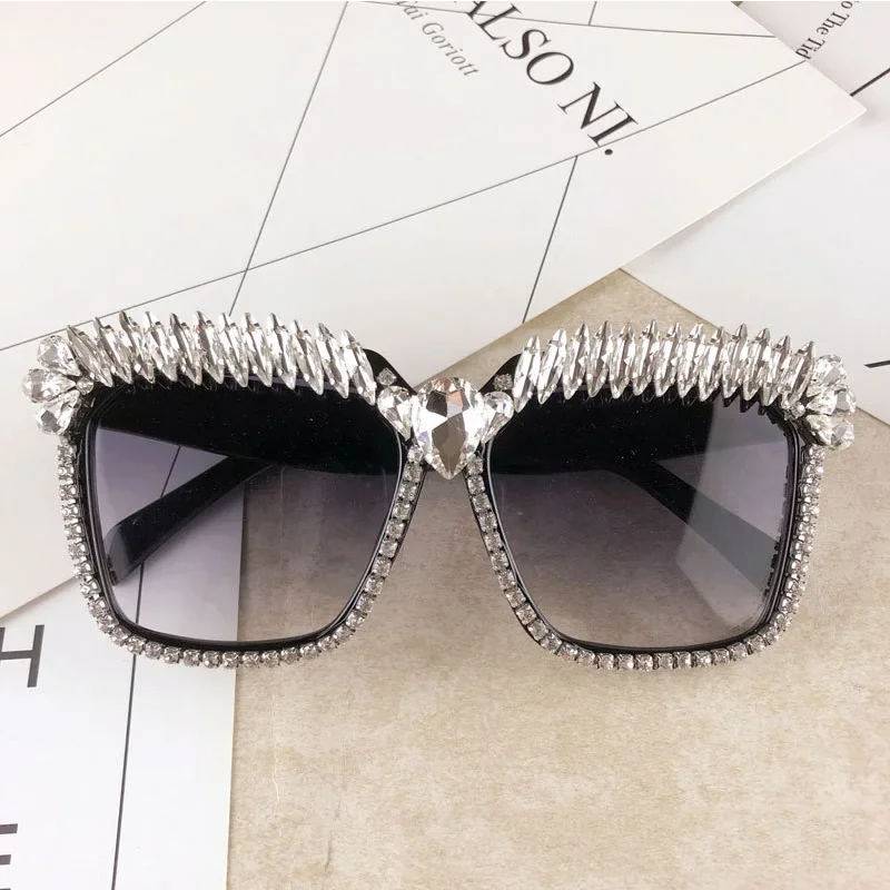 

Cat Eye Sunglasses for Women Diamond Crystal Rhinestone Ladies Sun Glasses UV400 Shades Cateye Oculos De Sol Gafas Feminino 2019