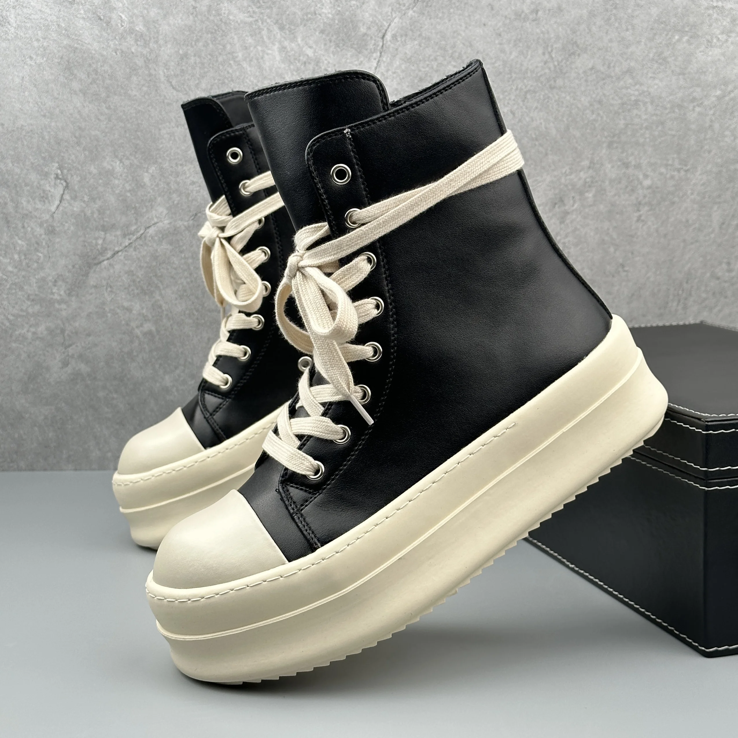 Men\'s Motorcycle Boots Women Platform Leather Luxury Trainers High Top Sneakers Lace Up Zip Autumn Black Male Designer Shoes