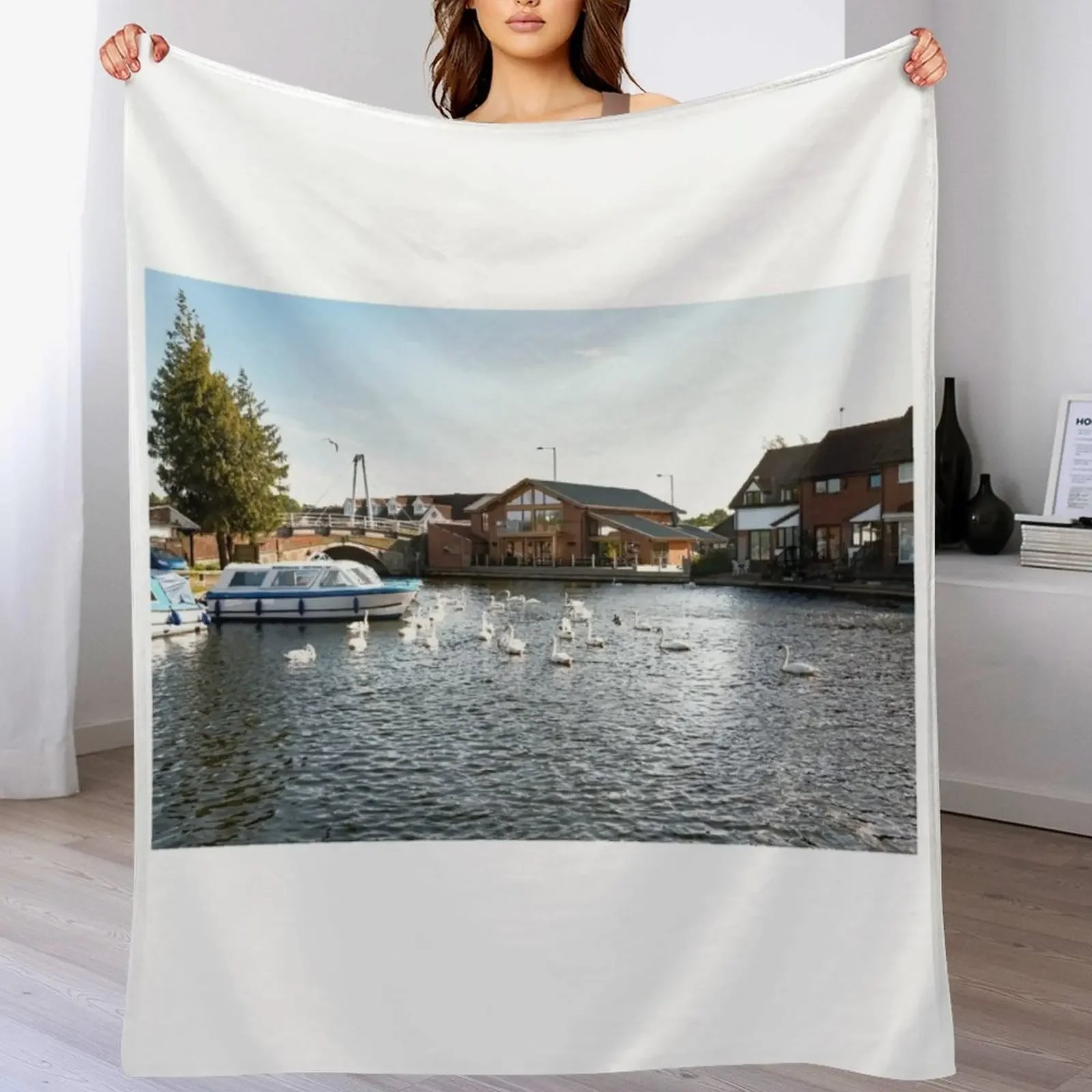 

River Bure, Wroxham Throw Blanket halloween Stuffeds Decoratives Retros Blankets