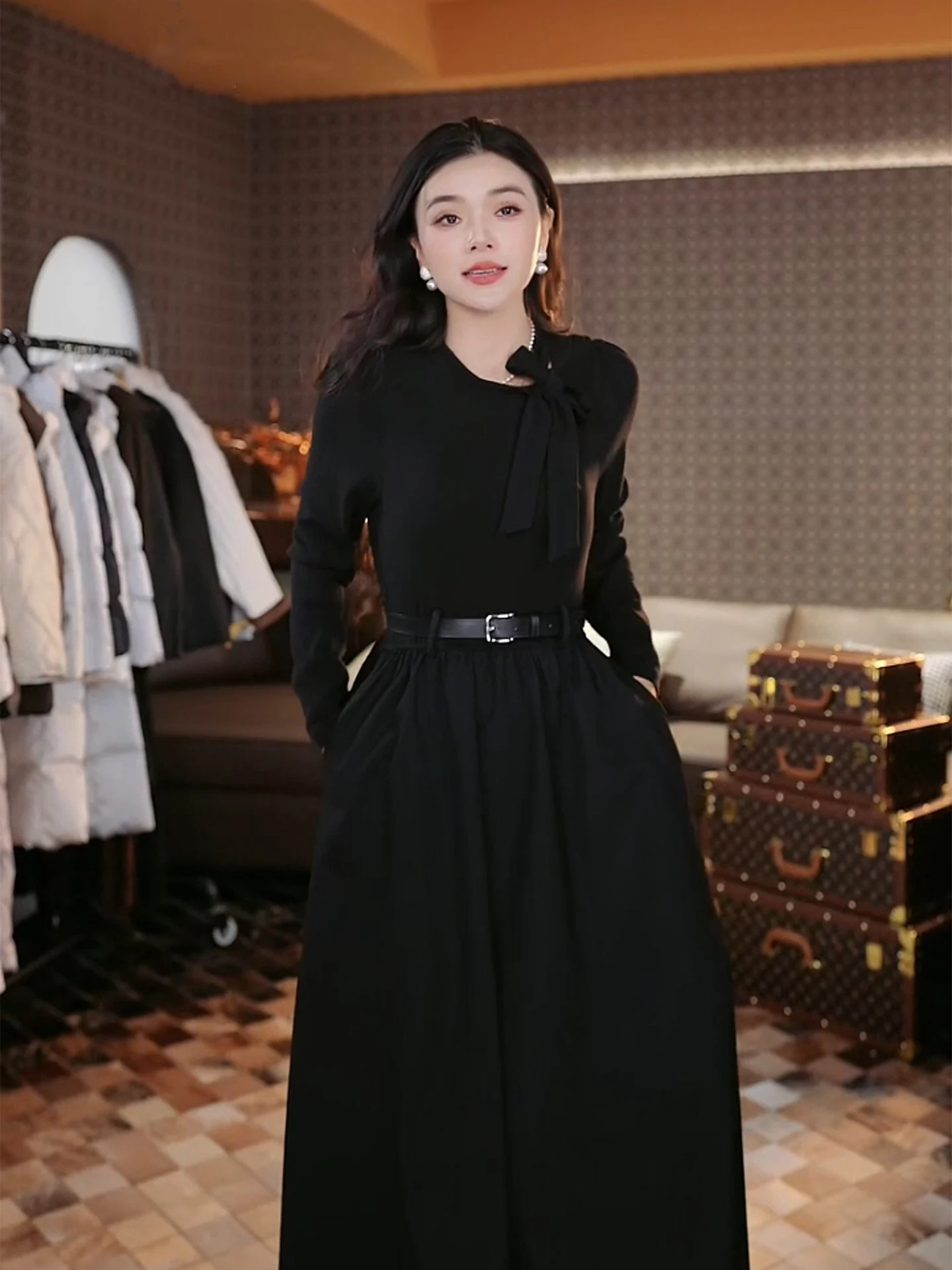 

Simple Sli Slimming Waist Belted Dr LA.eila 2025 New Arrival Versatile "Ru" Dr for Women Busin Wear