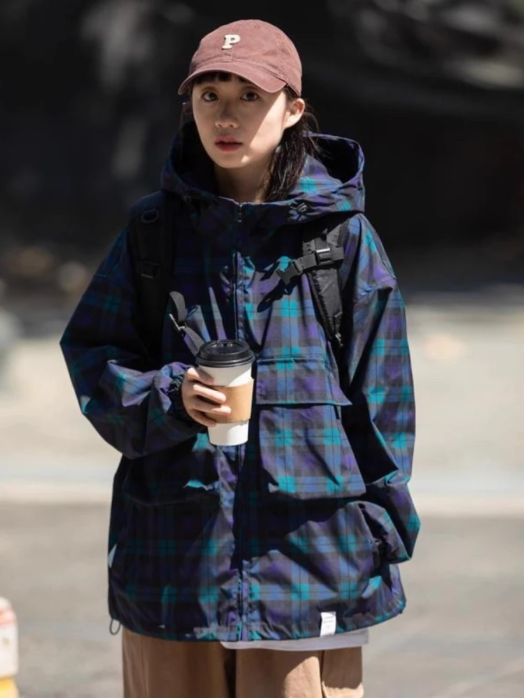 

Japanese Plaid Windbreaker Jacket Men Spring Fall Blue-Green Contrast Cargo Hoodie Oversized Couple's Utility Windproof Jacket