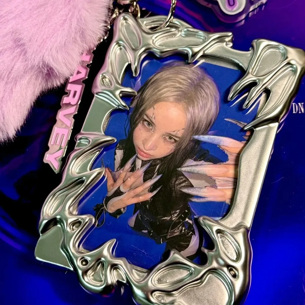 Silver Metallic Style Metal Texture Card Cover Special-shaped Electroplated Shaped Photo Card Holder Creative