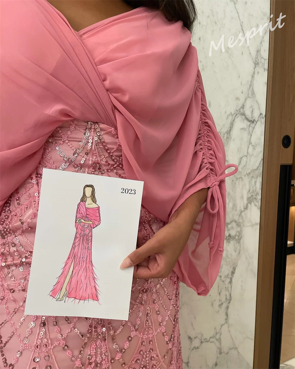 Jiayigong-V-neck فستان مزين بالترتر ، فستان Quinceanera أنيق ، ثوب رسمي للمناسبات ، تألق ، رائع