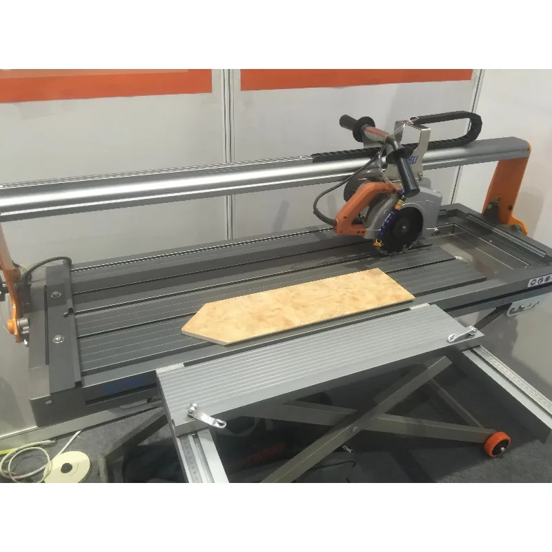 เครื่องตัดขอบมุม 45 องศาแบบพกพา เครื่องตัดหินเคลื่อนที่สำหรับกระเบื้องเซรามิก