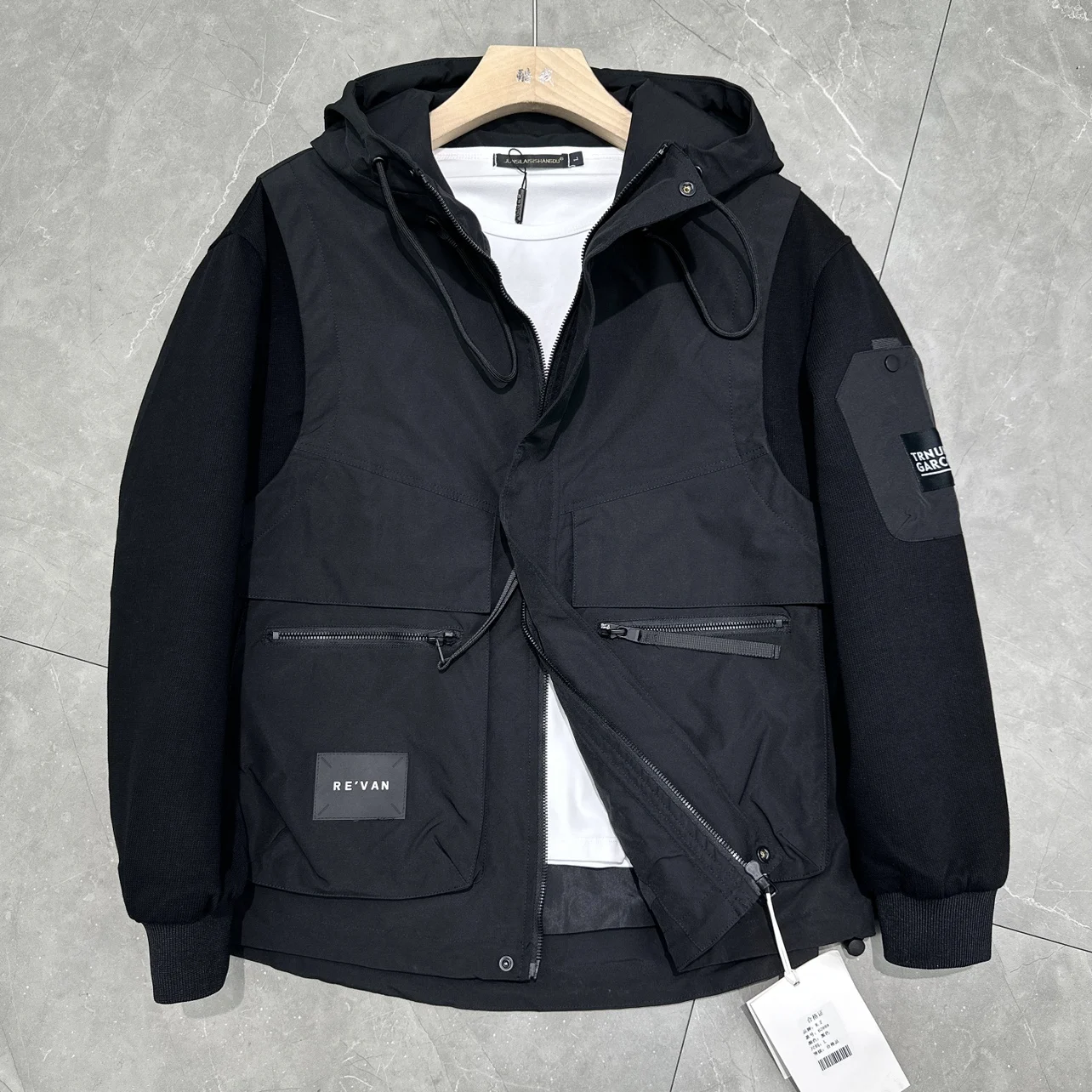 

Autumn New Knitted Hooded Jaet Men Casual Faion Workwear ort Sle Polyester Fiber Long Sve Loose Fit Youth Trend