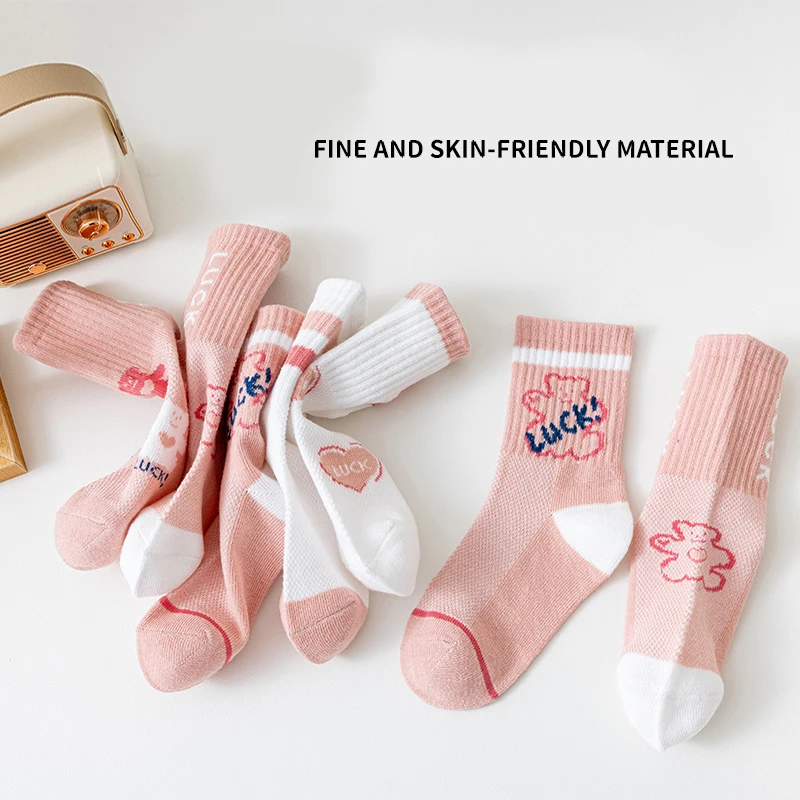 5 أزواج من الجوارب القطنية الصلبة العصرية للأطفال البنات نصف الجوارب الدب الوردي المريحة عالية المرونة جوارب الأميرة للفتيات الصغيرات