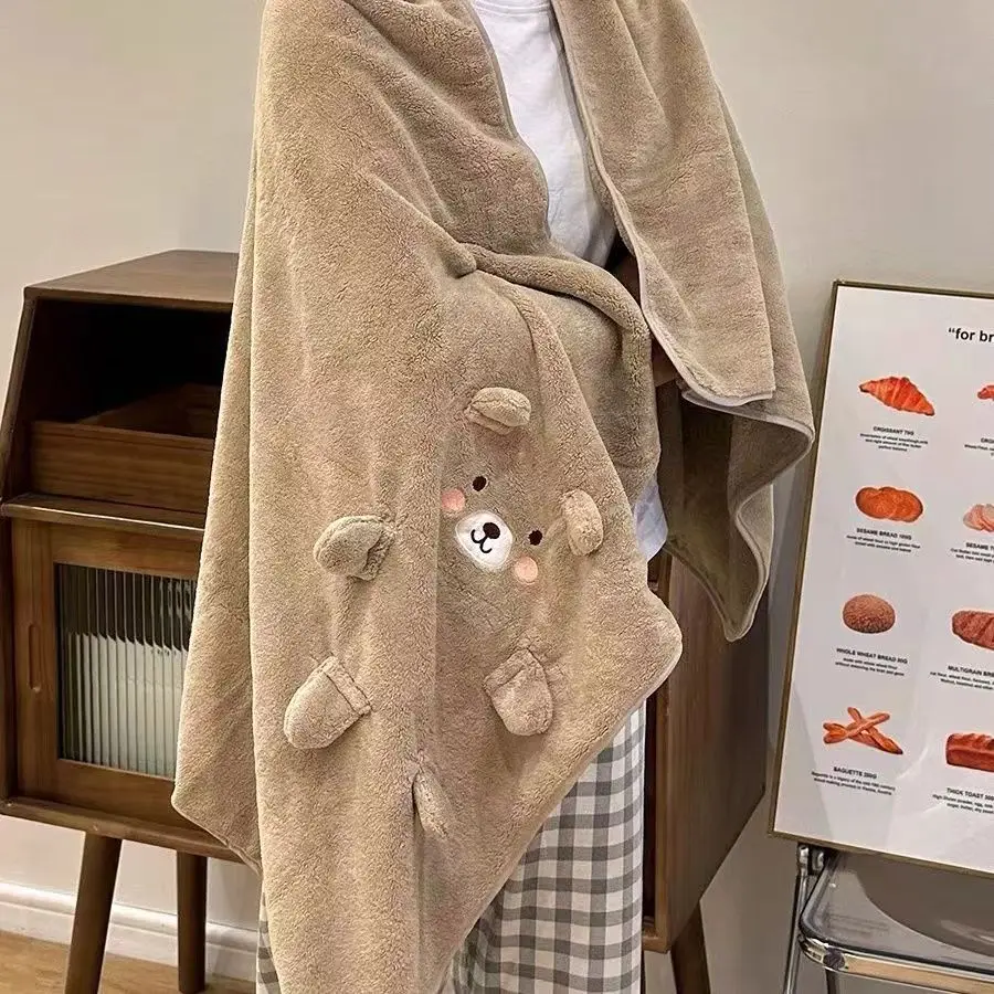 

Three-dimensional bear coral fleece quick-drying bath towel embroidered thickened hemming cute towel