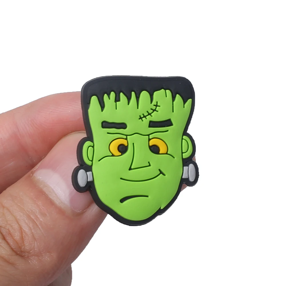 Single sale 1pcs Halloween Ghosts series PVC shoe Charms Kids Accessories Fit Clogs PVC Shoe Decorations Buckle Gifts image 4