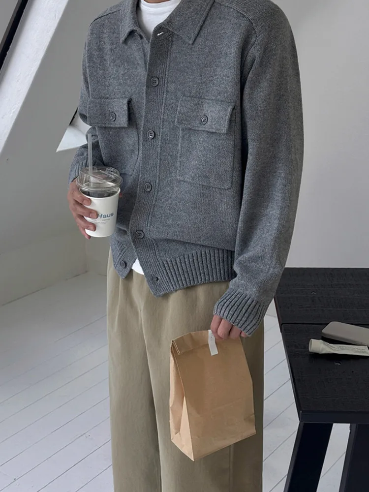 

SYUHGFA 2025 Korean Style Men's Cardigan Solid Color Turn-down Collar Double-pocket Loose Single Breatsed Knitting Male Sweaters