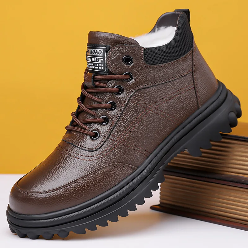 Top Quality High Top Men's Genuine Leather Boots Warm Thick Fur Shoes Winter 2026 Flat Platform Long Plush Ankle Boots Father