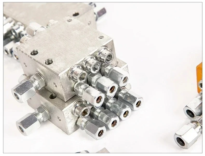مضخة الموزع شاحنة مضخة الخرسانة رصف ساني Zhonglian زبدة الموزع صمام توزيع الشحوم التقدمي JPQ