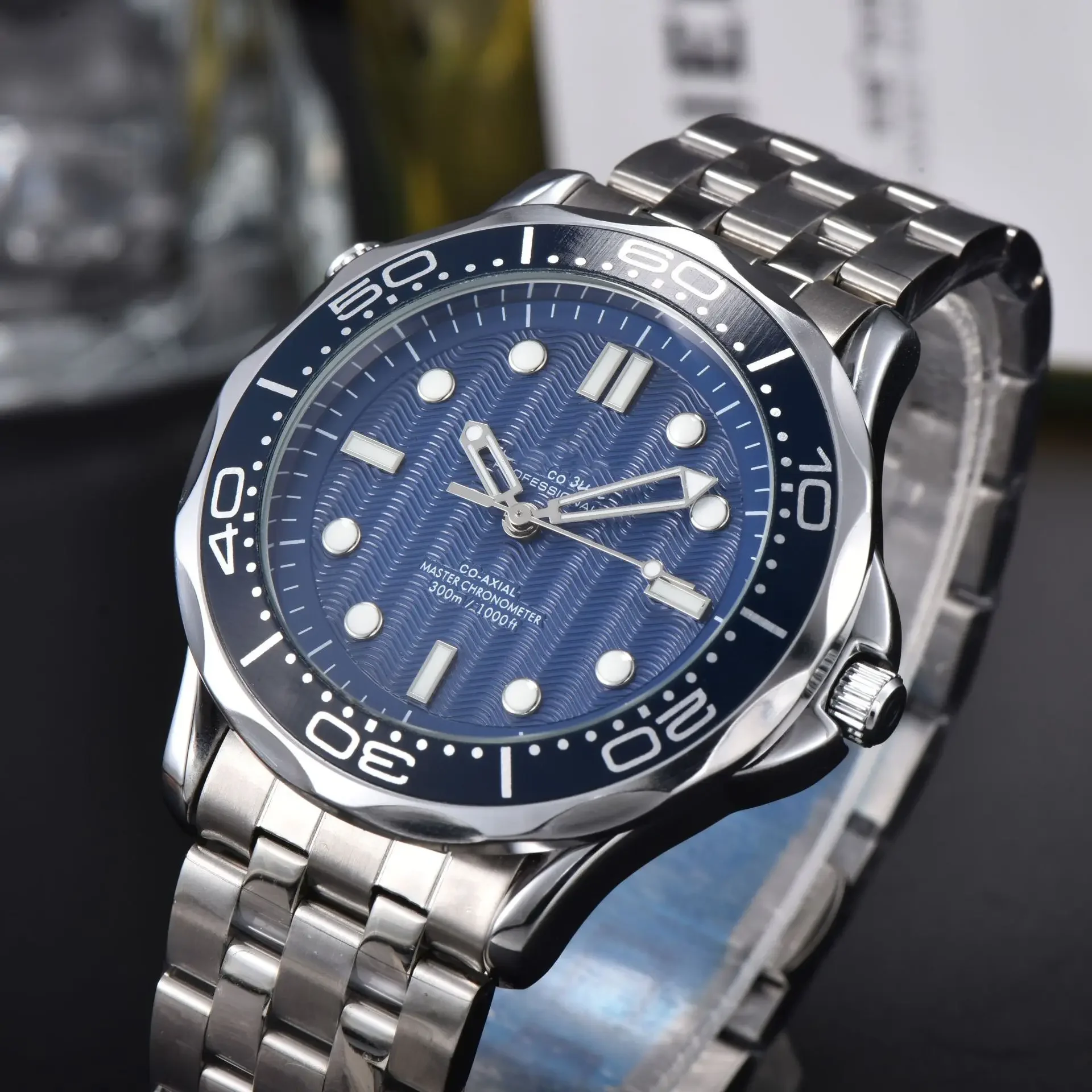 Fashion Luxury Style Men's Watch Original Quartz Watch Men's Stainless Steel Waterproof Sports Watch