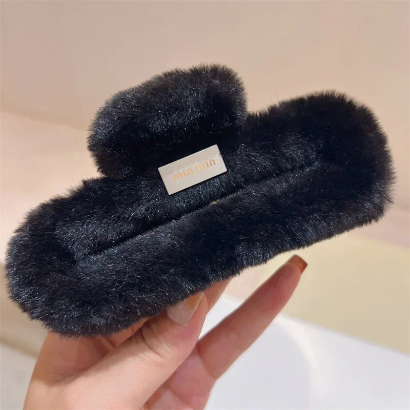 2024 autumn and winter new plush large 14cm square grab clip solid color gentle fashion Korean version crab clip jewelry gift