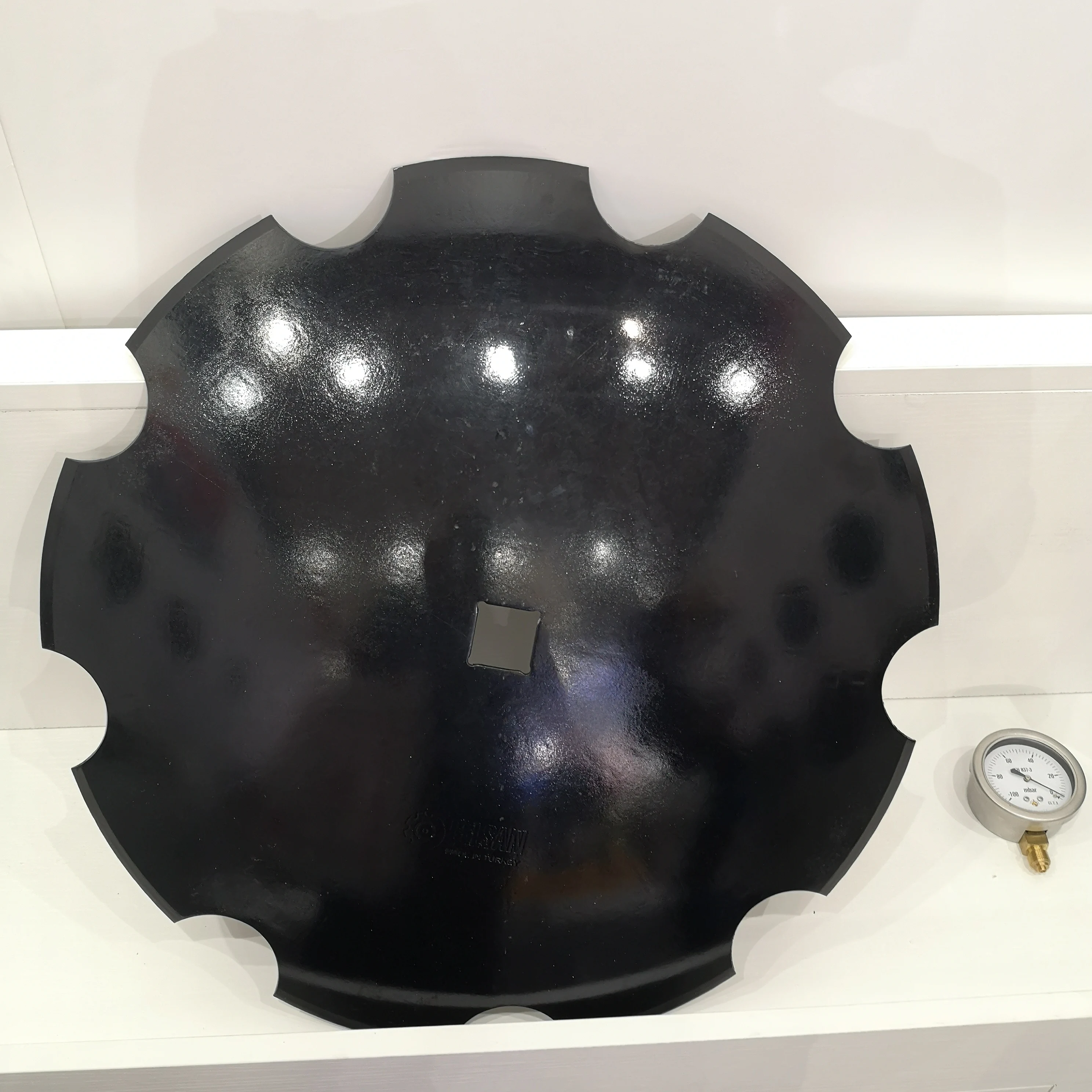 Heavy  Farm Cultivator Parts Harrow Disc Blade 560mm Diameter Round Teeth 65Mn Steel on Sale