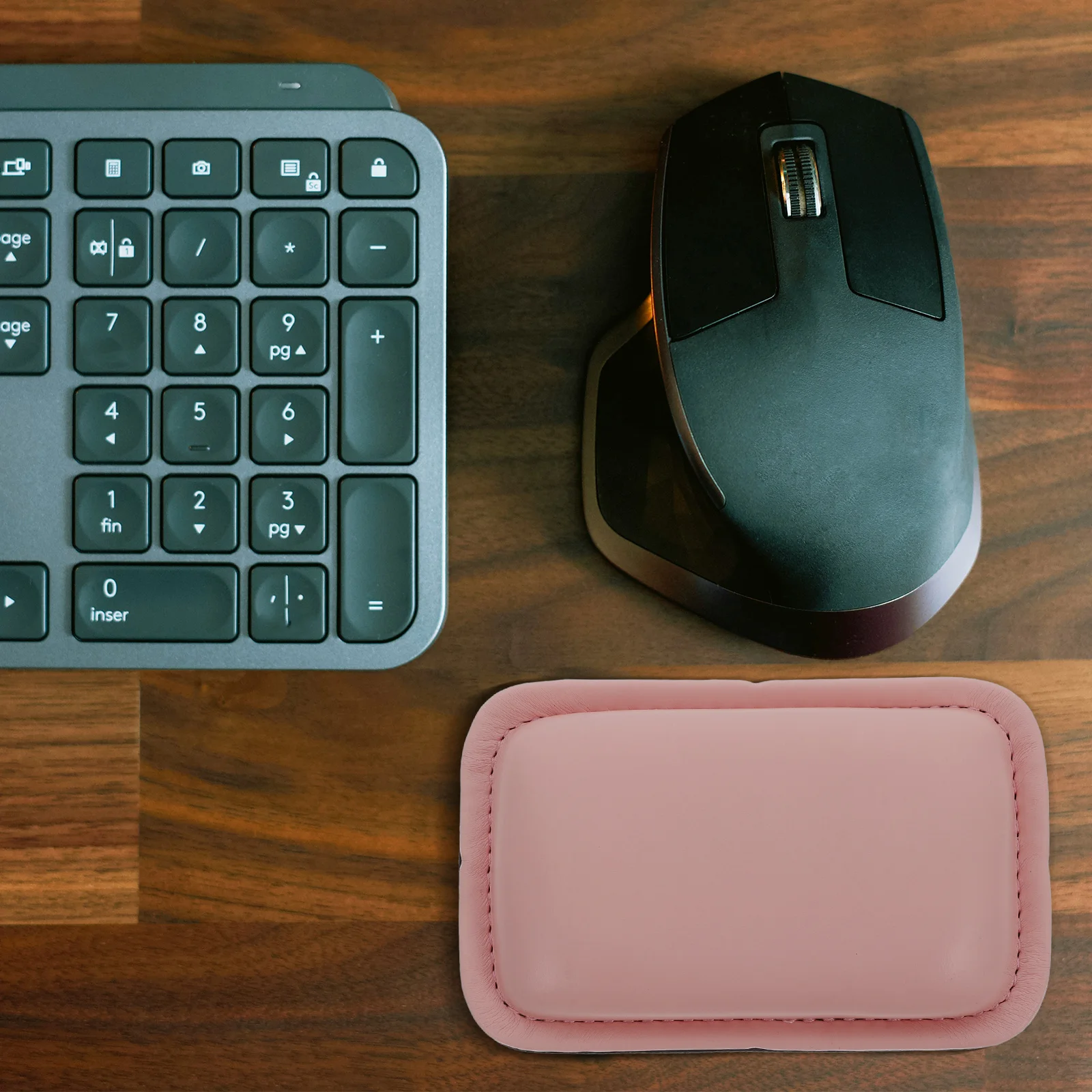 

Ergonomic Mousepad Wrist Pillow Comfortable Support Cute Design Ideal for Long Hours Nonslip Smooth Touch Mouse Pad Wrist