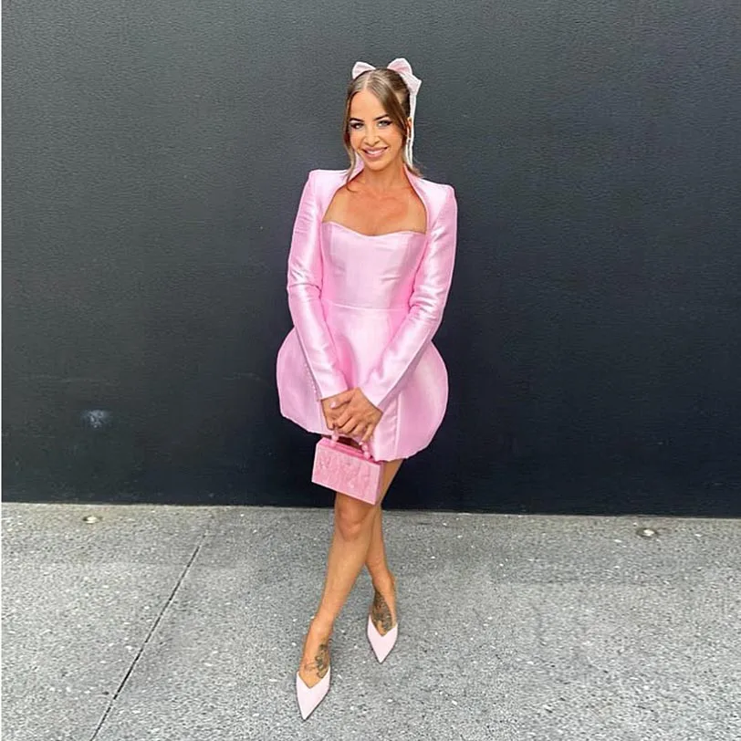 

Sweet Pink Satin Mini Celebrity Party Dress Sweetheat Long Sleeves Short Prom Gowns Customized Women Simple Birthday Dresses