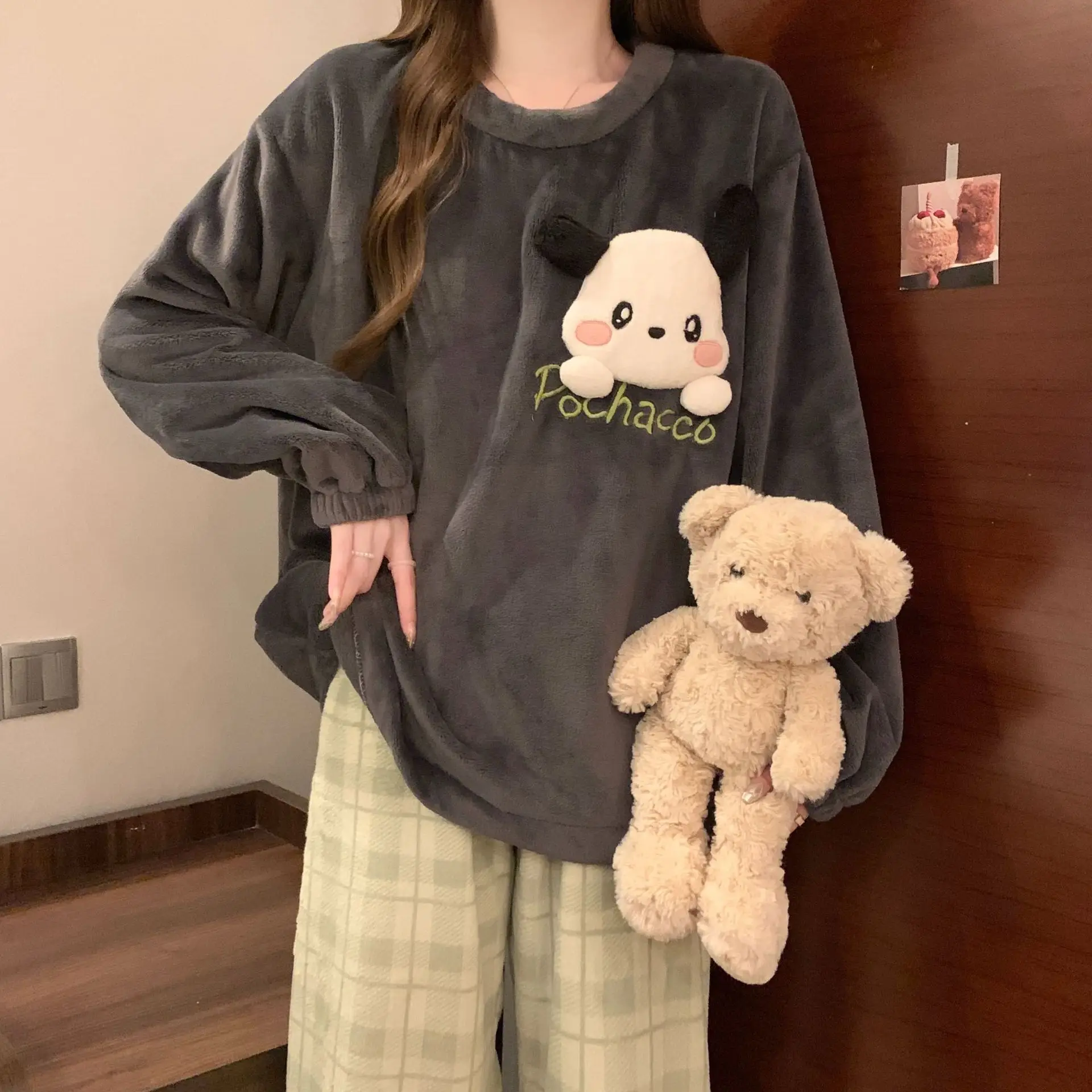 

Kawaii Hello Kitty Coral Velvet Pajamas Pajamas Y2K Girls Autumn Winter Thickened Long-Sleeved Tops Cute Casual Home Wear Set