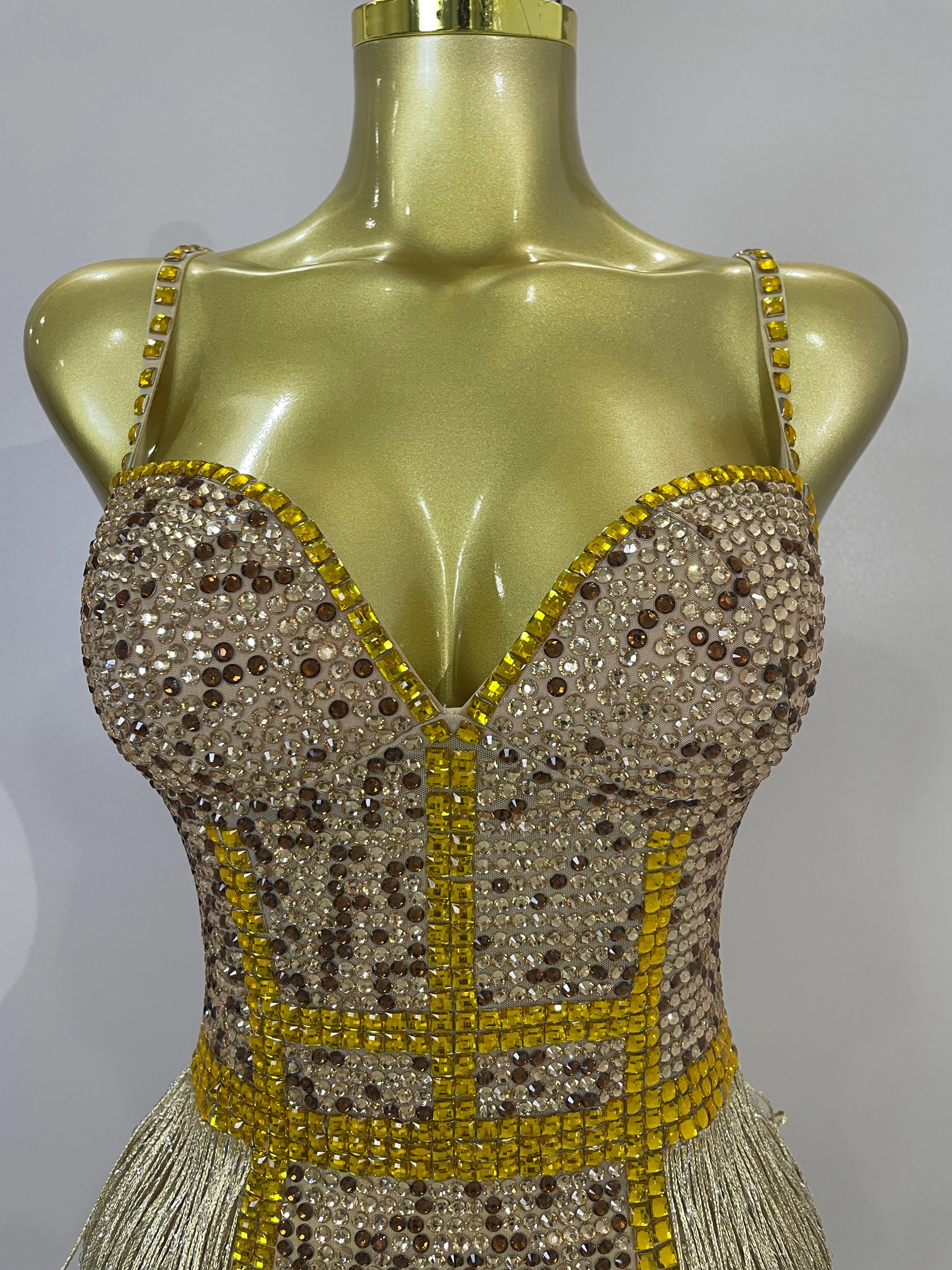 

2026 Golden Rhinestone Sexy Mesh Stretch Bodysuits Women Eveing Birthday Dancer Stage Wear Nightclub Team Performance Outfit