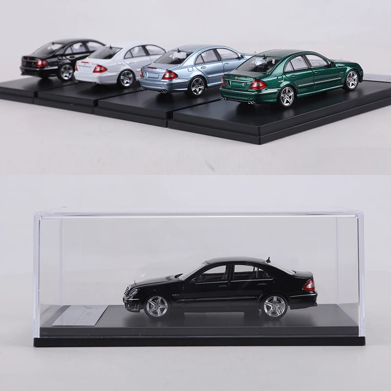King Model 1:64 E63 AMG W211 Die-cast alloy simulation car model toy collection display piece view 4