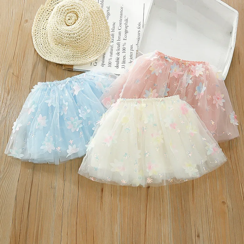 

Cute Girls Tutu Summer 2024 New Colorful Petals Sequins Embroidery Skirt Versatile Girl Dance Mesh Fluffy Short Skirt 3-8T