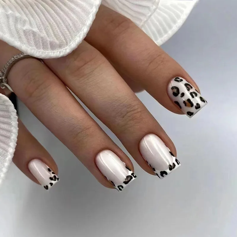 

24pcs Aurora French Press-On Nails - Leopard Border on White Base Medium Square Shape (Multi Sizes) Coverage Nail Art Kit