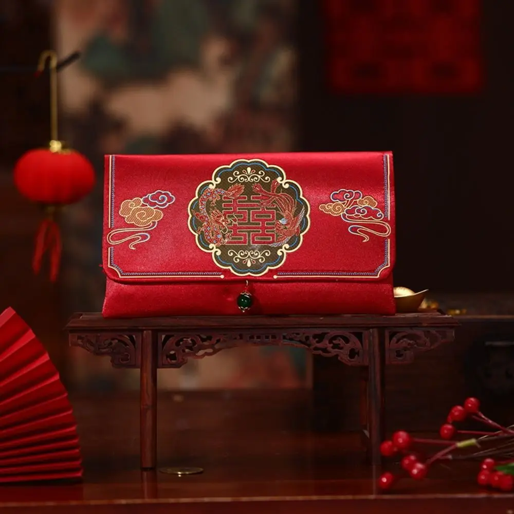 Haftowany brokatowy czerwony woreczek satynowy chiński 2025 czerwony portfelik na życzenia na Święto Wiosny, ślub, zaręczyny