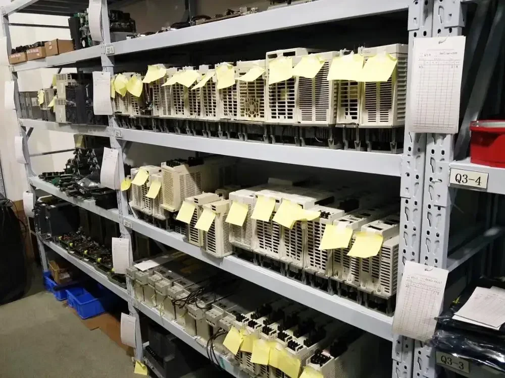 100% اختبار موافق Mitsu-bishi cnc التشفير الدوار OSA166S5NA لمركز آلة الطحن #5