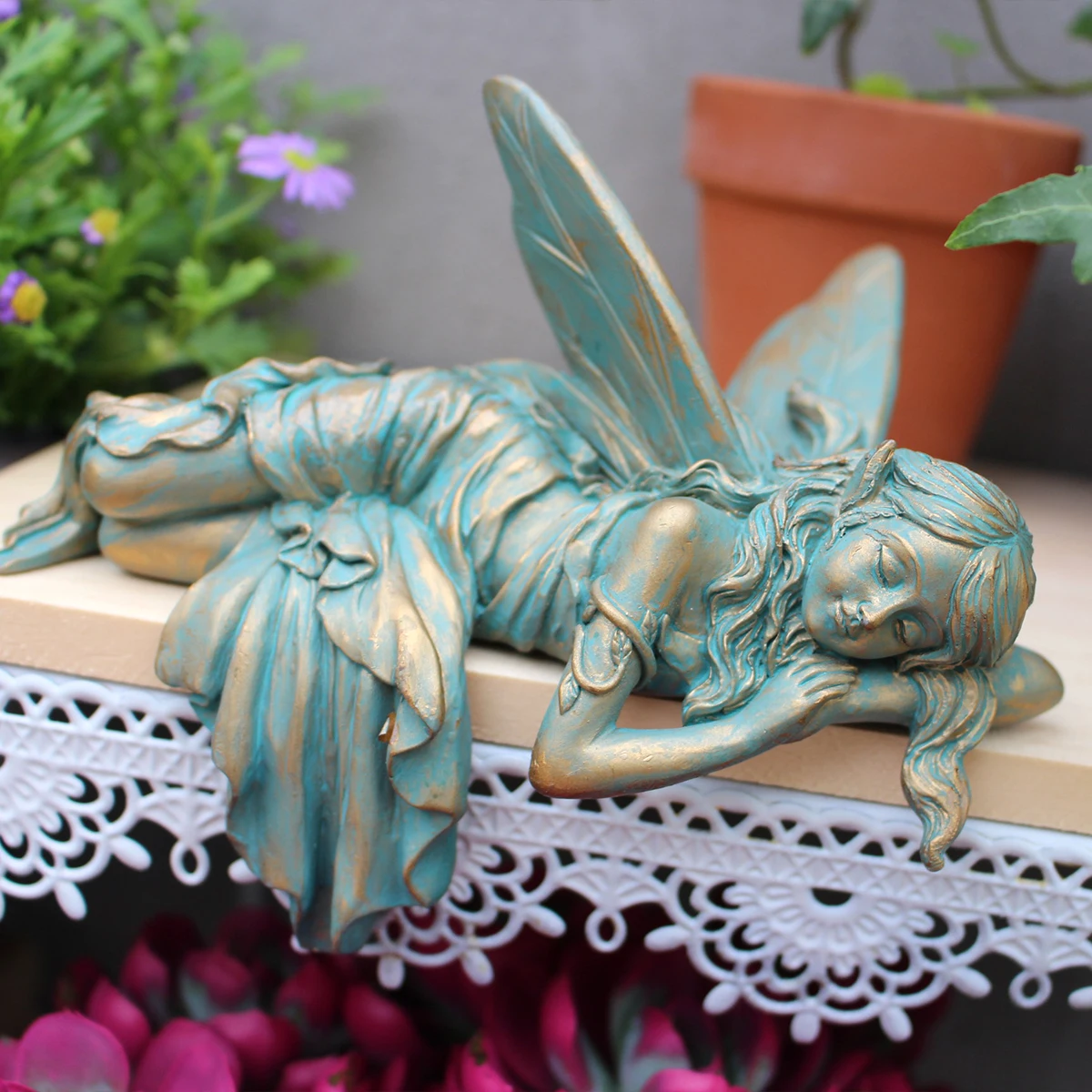 Kunstharz-Imitation Kupfer Schlafender Elf mit Flügeln, Geeignet für Schreibtisch, Innenhof, Rasen, Blumentopf, Valentinstagsgeschenk – Detail 4