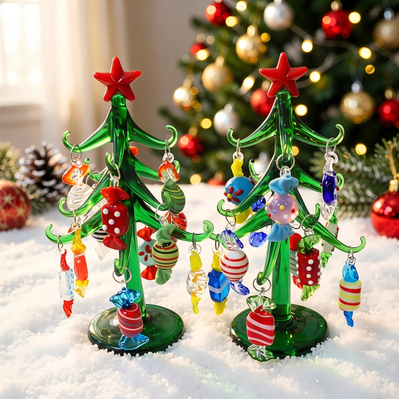 

Mini Glass Christmas Tree Ornaments with 12pcs Cute Tiny Sweet Candy Charm Pendant Creative Desk Xtmas Decor New Year Party Gift