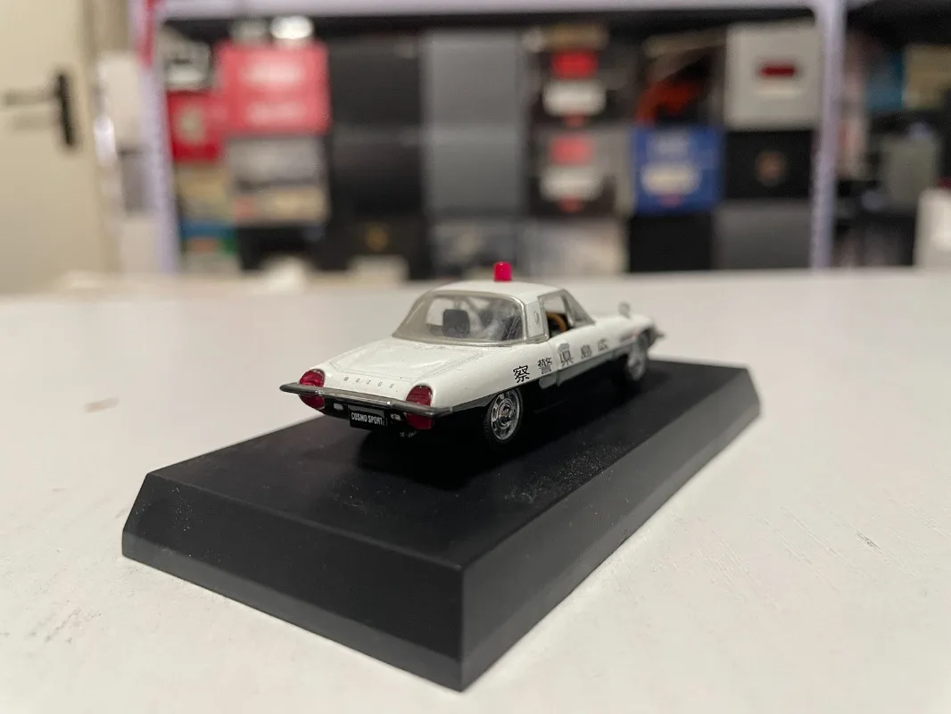 KYOSHO Diecast 1/64 Bilancia Mazda Cosmo Hiroshima Prefectoriale Auto Della Polizia In Lega Modello di Auto Giocattoli per I Ragazzi Regalo