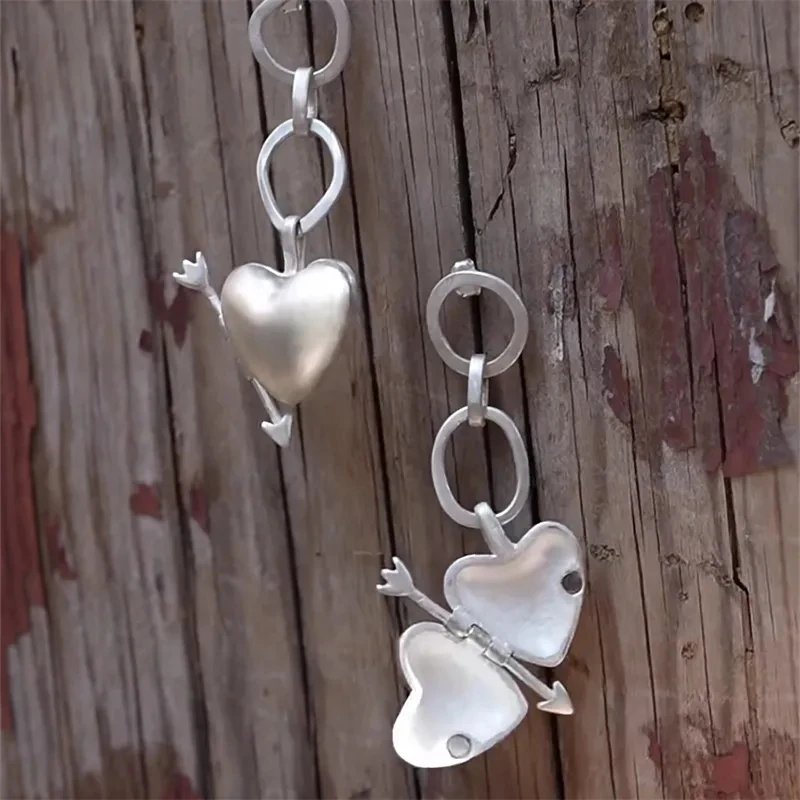 The Memory of Love: Cupid's Arrow Unique Design Sense Can Open and Close Jewelry Earrings Necklaces Rings Can Hide Small Things