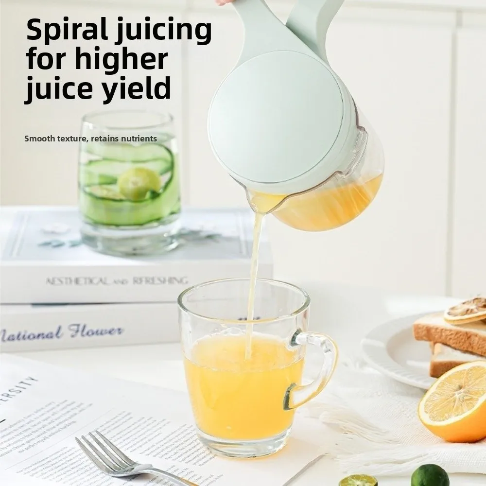 

Hand Presser Lemon Squeezer Portable Design Manual Operation Fruit Press Tool Stainless Steel Easy Squeeze Lemon Press