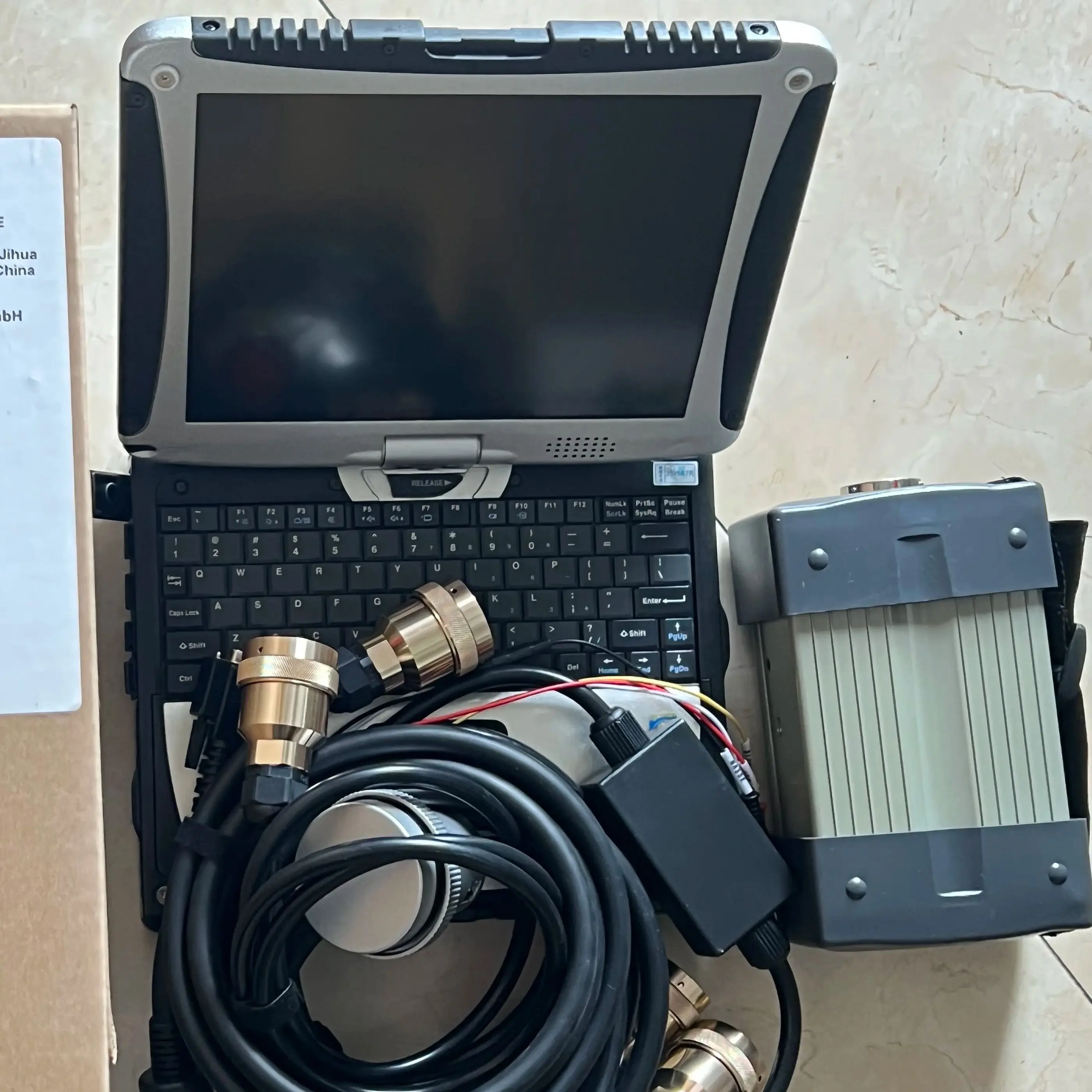 

Диагностический мультиплексор MB STAR C3 с жестким диском 2014,12 В в ноутбуке CF19 i5cpu SD Connect MB C3, автомобильный диагностический сканер