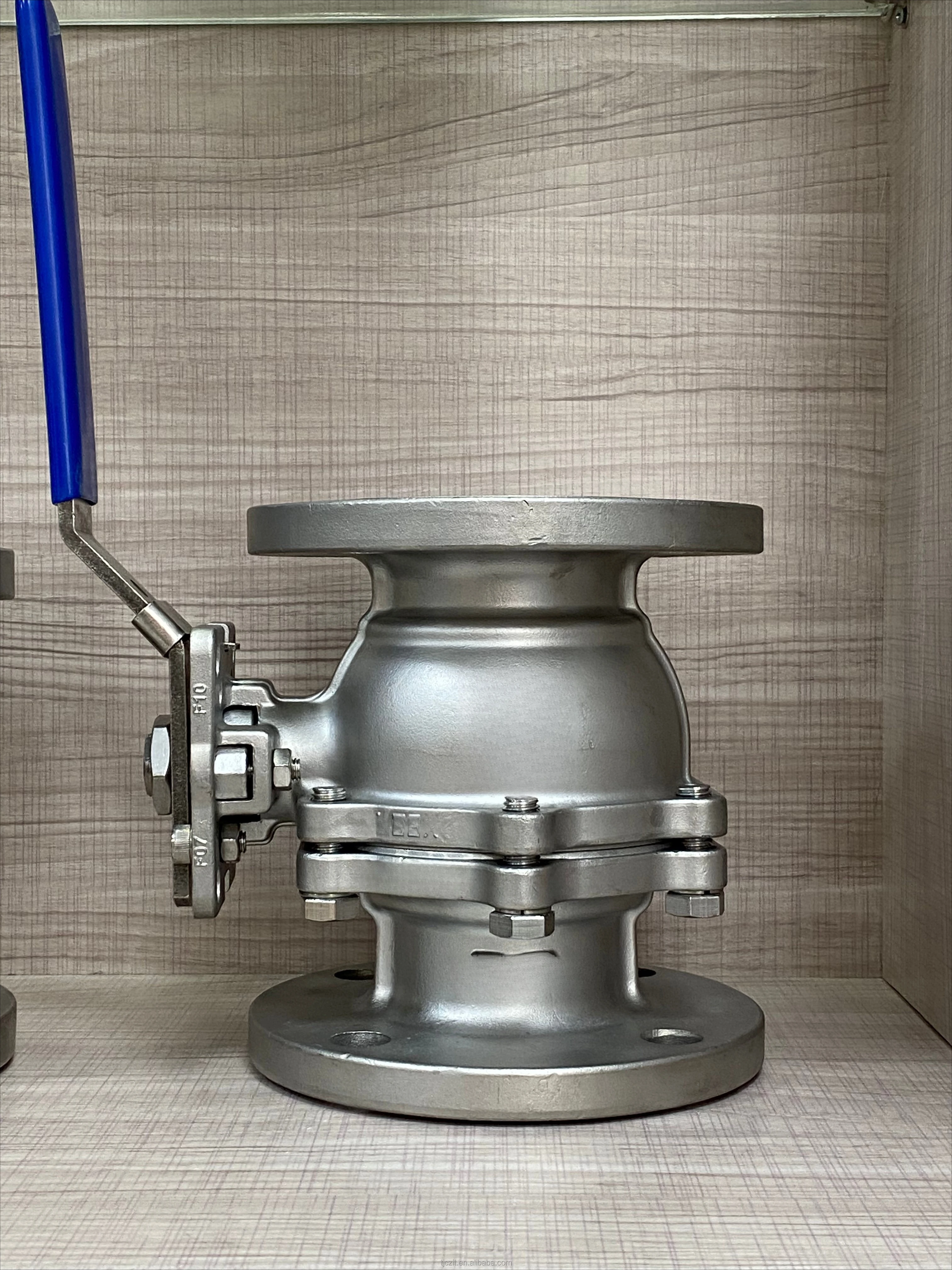 الفولاذ المقاوم للصدأ 304 316 CF8M CF8 ASME B16.34 DN50 150LB ISO 5211 لوحة التركيب المباشرة منفذ كامل 2 قطعة صمام كروي ذو حواف