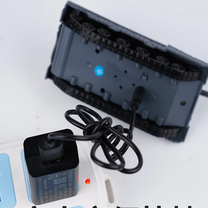 دبابة صغيرة للتحكم عن بعد متعددة اللاعبين معركة مجنزرة دبابة عسكرية نموذج محاكاة لعبة دبابة هدية