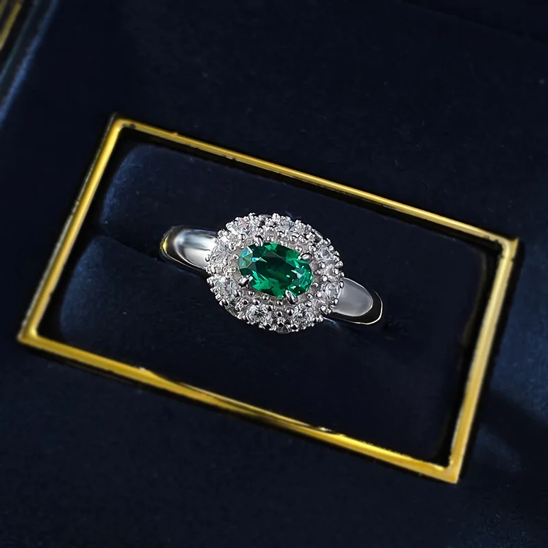 Jewelry Live New S925 Silver Imitation Emerald 4 * 6mm Oval Ring for Daily Luxury