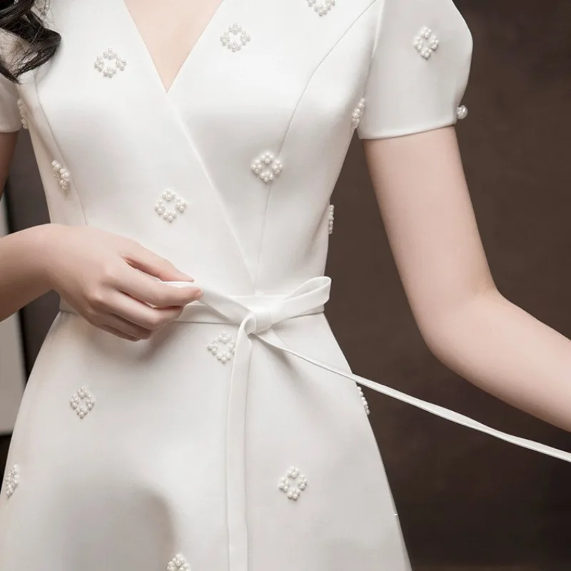 Elegante vestido de brinde de casamento verão branco com decote em v cetim vestidos de noite feminino simples manga curta a linha vestidos de baile