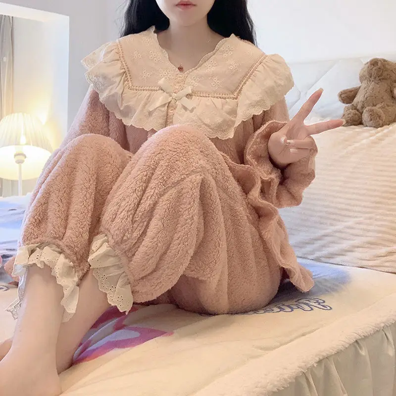 2024 New Coral Velvet Pajamas Set Female Students Autumn Winter Sleepwear Plus Velvet Padded Loungewear Lace Cute Warm Homewear