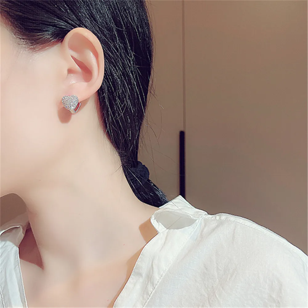 New Fashion Design Earrings Super Flash Set Zircon Heart Temperament Exquisitely Plated 18K Gold Earrings Jewelry Girl Gift