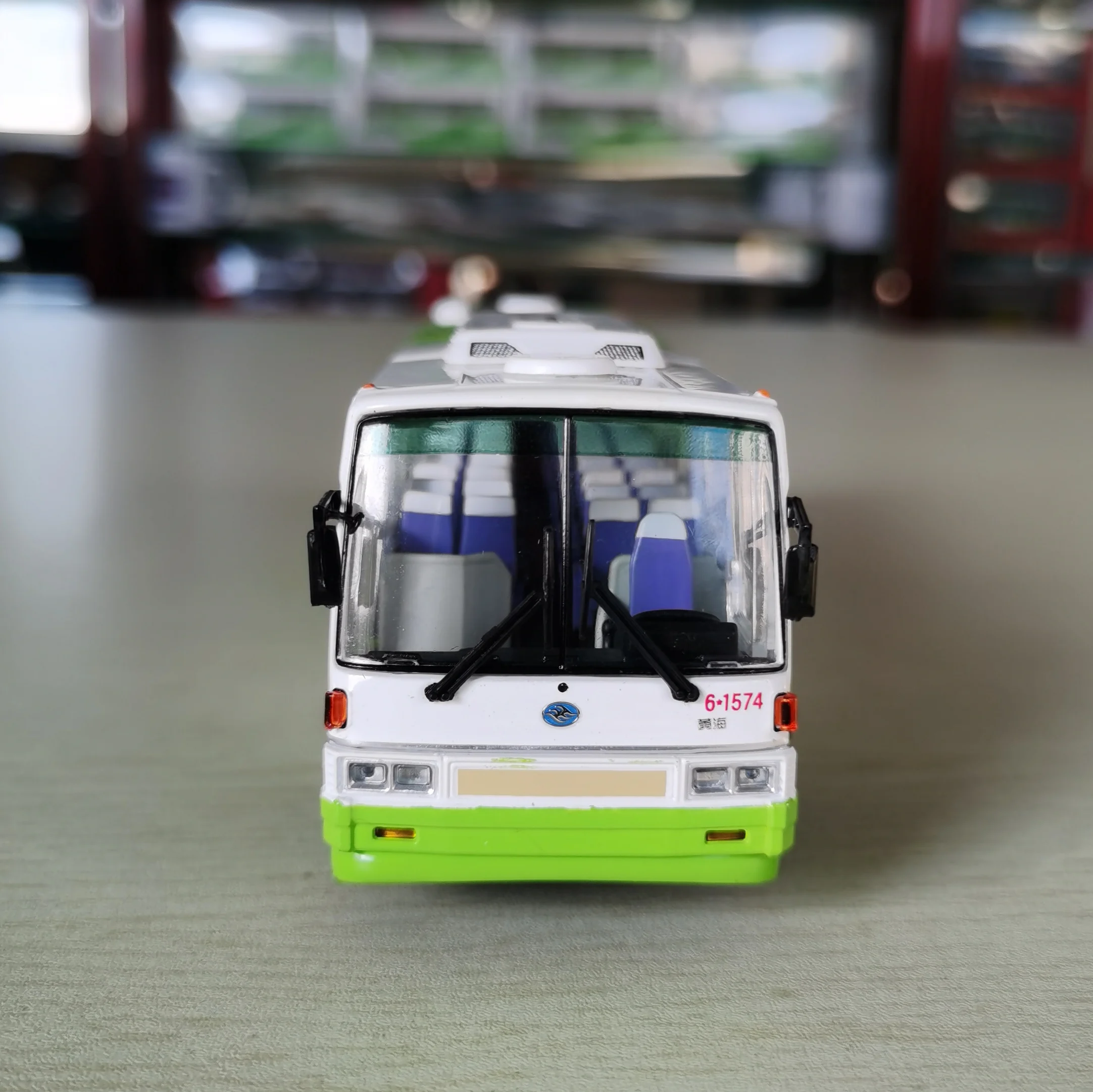 Diecast escala 1:64 ônibus huanghai dd6112h2a 916 bafangda edição modelo de carro brinquedo colecionável presente lembrança exibição ornamento