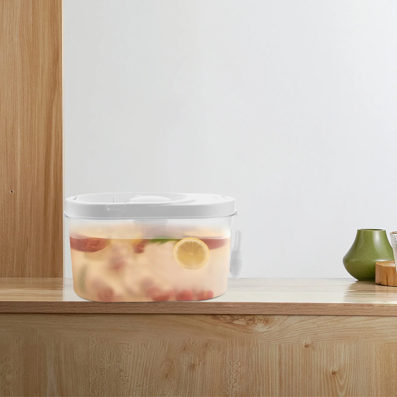 

Gallon Cold Brew Juice Dispenser Food Grade Plastic Beverage Jug with Spigot for Iced Tea Lemonade Fruit Infused Water Party