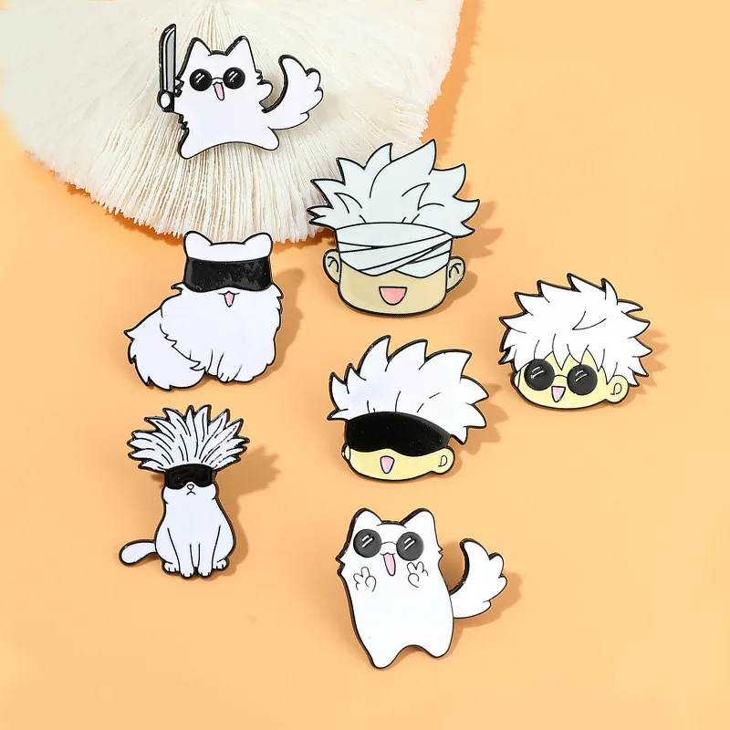 Jujutsu Kaisen spille smaltate Gojo Satoru Itadori Yuji spille personalizzate distintivi con risvolto cartone animato gioielli divertenti regalo per