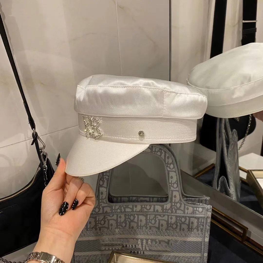Designer Net Red  Rhinestone Letters RB Satin Navy Hat Casual Breathable Pilot Hat Socialite Newsboy Cap Flat Top Cap