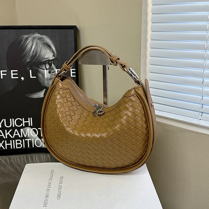 

Popular Classic Leather Handbags For Ladies - Women's Shoulder Bag Luxury Brand By Famous Designer Elegant
